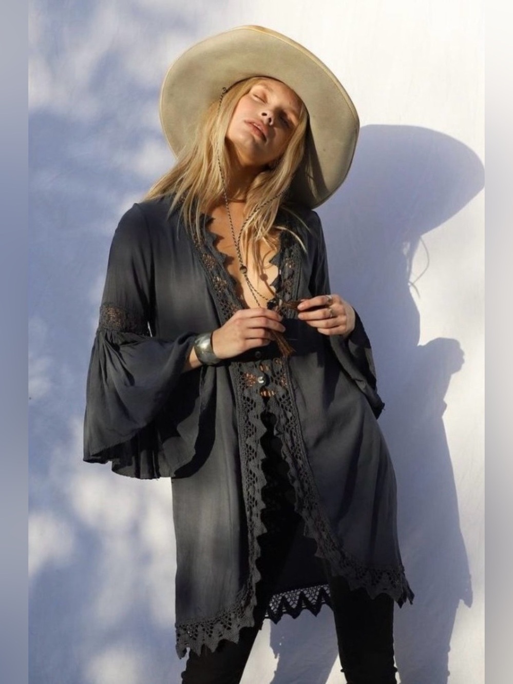Jen's Pirate Booty X Free People Gray Rio Annabelle Kimono Top Crochet Trim M/L